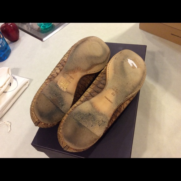 Prada flats - Picture 4 of 4